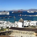 Cruise-ships_October-in-Mykonos_Credit-Greek-Reporter.jpg
