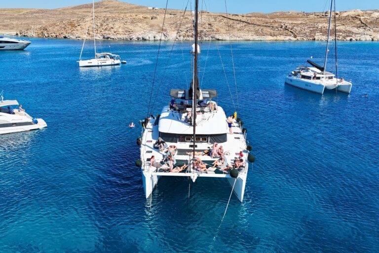 Ανακαλύψτε το Αιγαίο με Στυλ με τη Luxury Yachting Greece