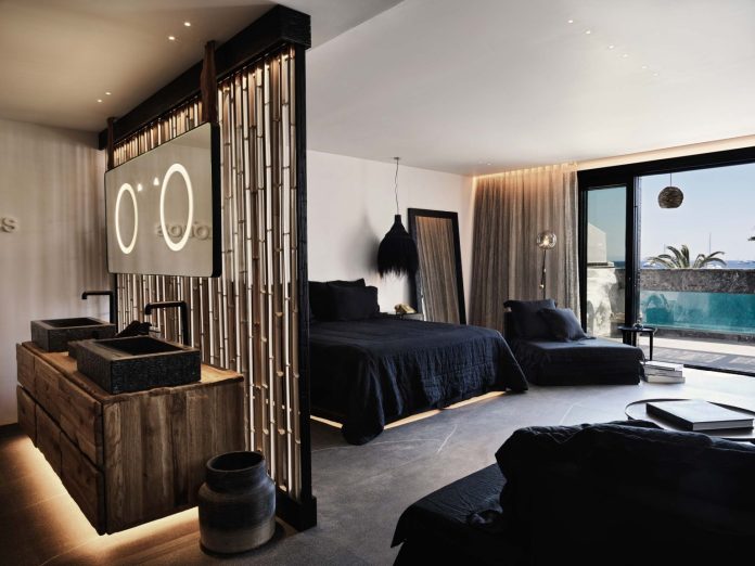 O-by-Myconian-Suites-48_y2160-1536x1151