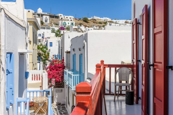 Gem-Mykonos-Junior-Suites-8